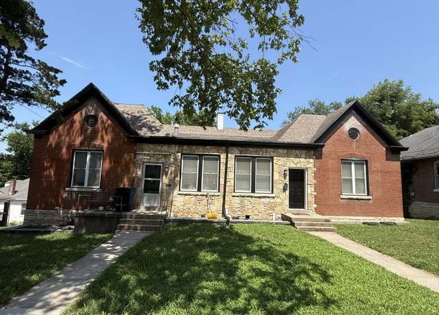Property at 1201 E High St, Jefferson City, MO 65101