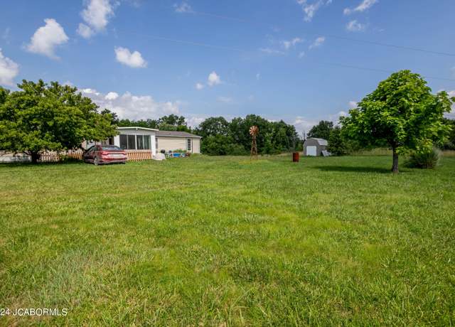 Property at 5493 Greystone Dr, Fulton, MO 65251, 4 beds, 2 baths