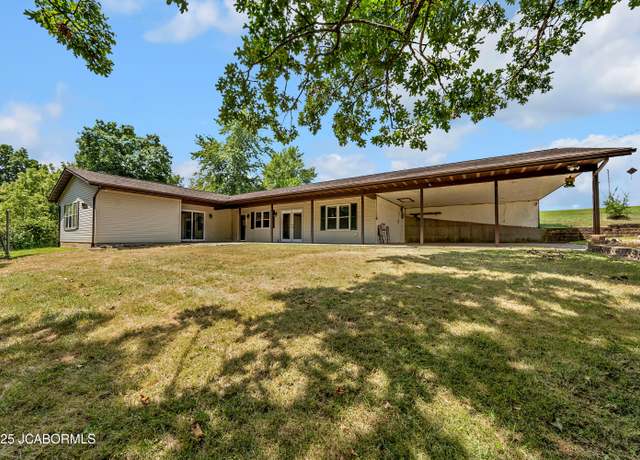 Property at 108 Autumn Ln, Linn, MO 65051, 3 beds, 2 baths