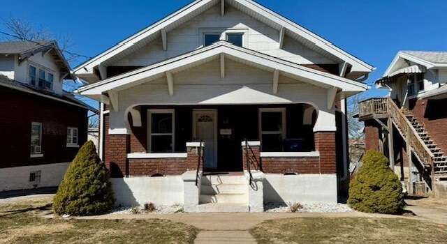 Photo of 712 Monroe St, Jefferson City, MO 65101