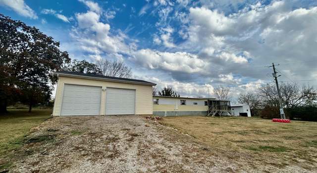 Photo of 13555 Bee Ln, Bunceton, MO 65237