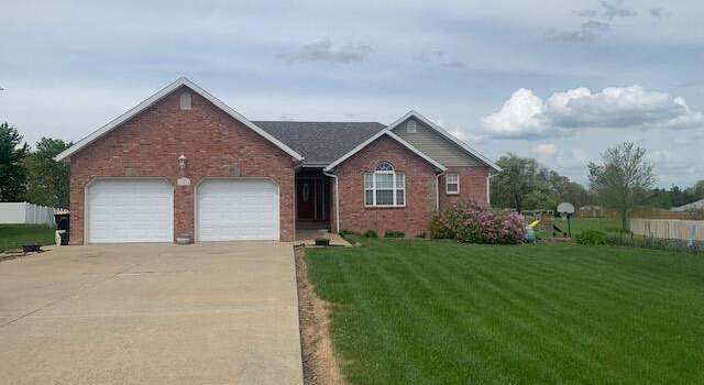 Photo of 11011 Maple Leaf Ln, Holts Summit, MO 65043