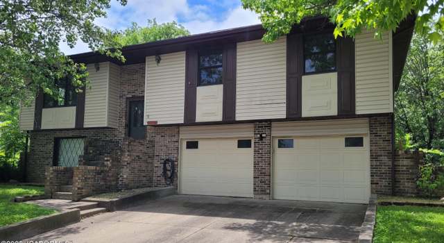 Photo of 4417 Village Dr, Jefferson City, MO 65109