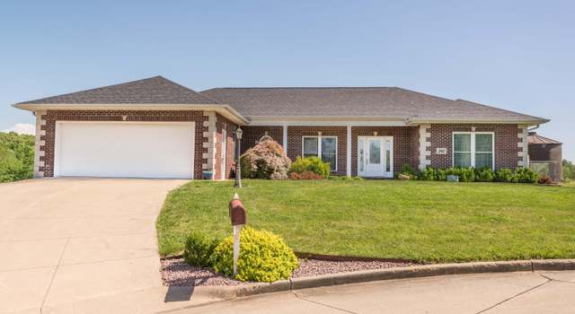 Photo of 202 Spring Park Ct, Jefferson City, MO 65109