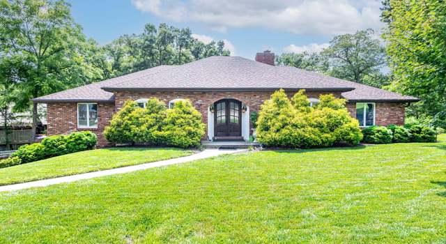 Photo of 410 Brookwood Ct, Jefferson City, MO 65109