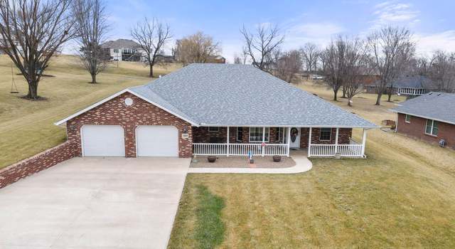 Photo of 1609 Grandvalley Dr, Jefferson City, MO 65101