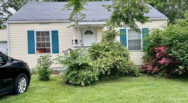 Photo of 607 Independence St, Columbia, MO 65203