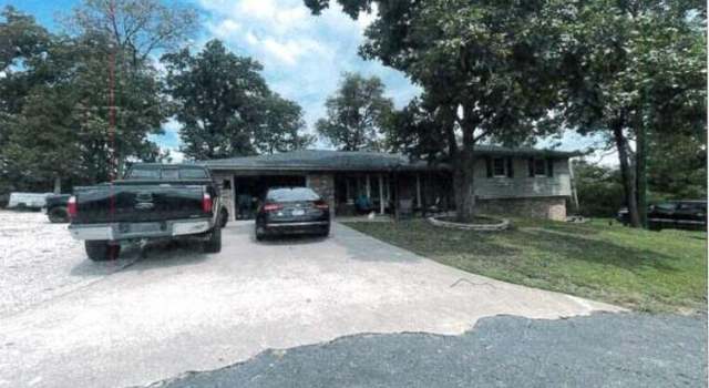Photo of 2923 S Country Club Dr, Jefferson City, MO 65109