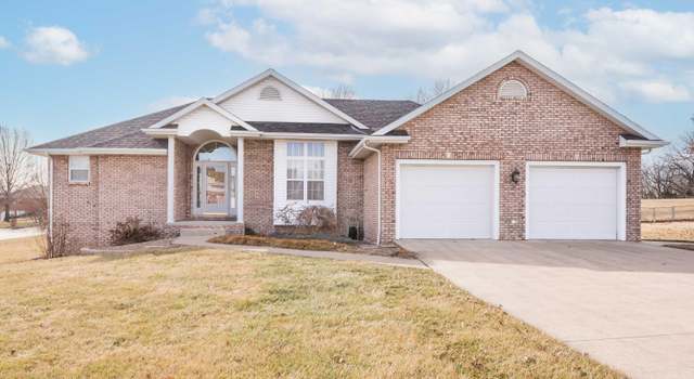Photo of 205 Homestead Ave, Jefferson City, MO 65109