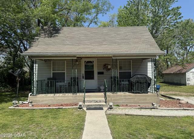 Property at 2615 E 5th St, Joplin, MO 64801, 2 beds, 1 bath