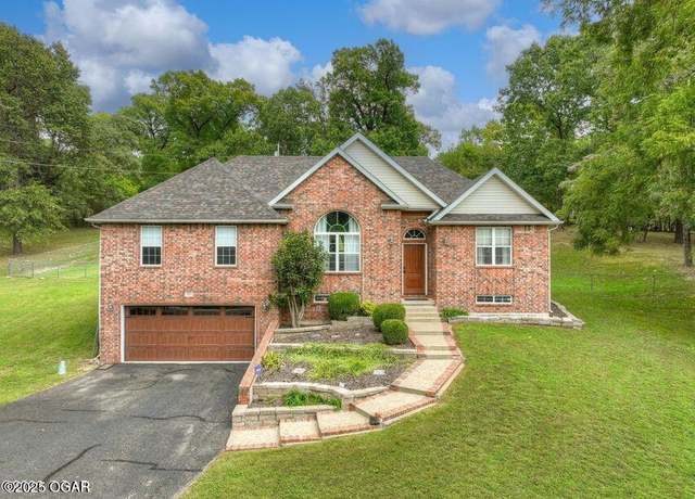 Property at 107 Oak Leaf Ter, Joplin, MO 64804, 4 beds, 3 baths