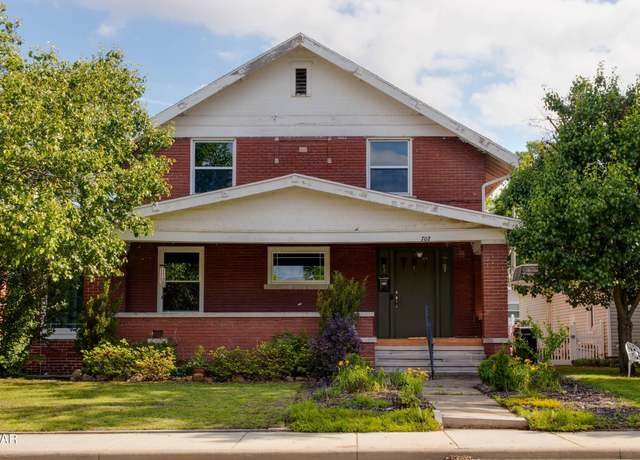 Property at 702 W Daugherty St, Webb City, MO 64870, 3 beds, 1 bath