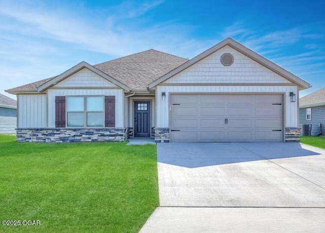 Property at 3409 E Vandalia Ct, Joplin, MO 64801, 3 beds, 2 baths