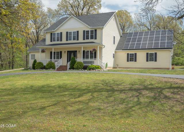 Property at 13911 Sunrise Dr, Neosho, MO 64850, 6 beds, 4.5 baths