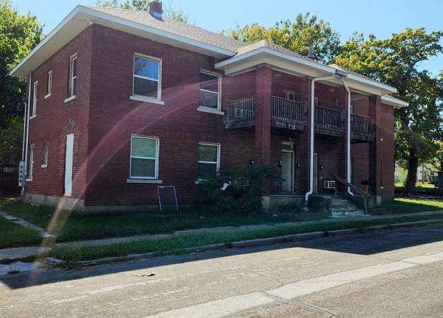 Property at 820 W 8th St, Joplin, MO 64801