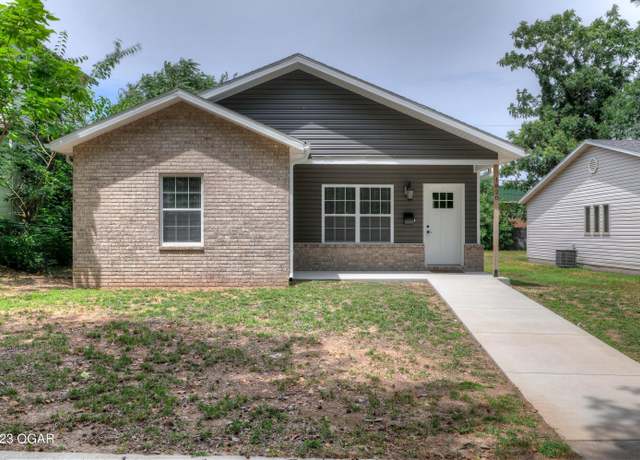 Property at 1820 S Virginia Ave, Joplin, MO 64804, 3 beds, 2 baths