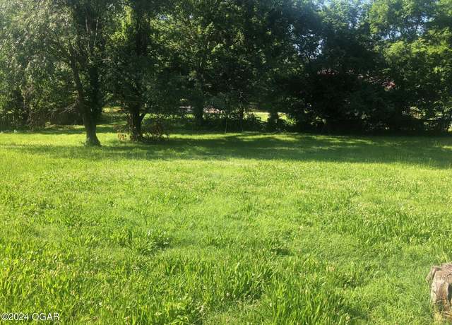 Property at 2620 Central St, Joplin, MO 64801