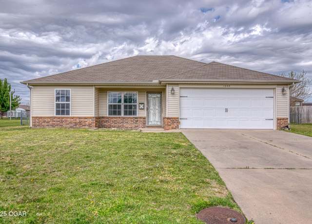 Property at 1205 Roland Avenue Ave, Joplin, MO 64804, 3 beds, 2 baths
