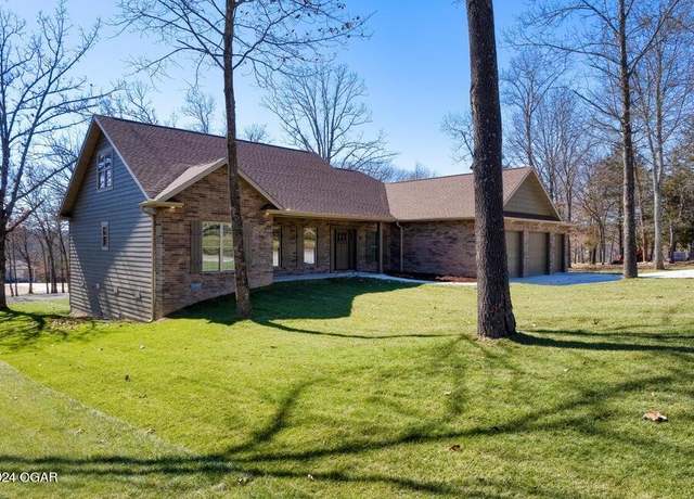 Property at 21942 Mill Creek Circle Cir, Shell Knob, MO 65747, 4 beds, 3.5 baths
