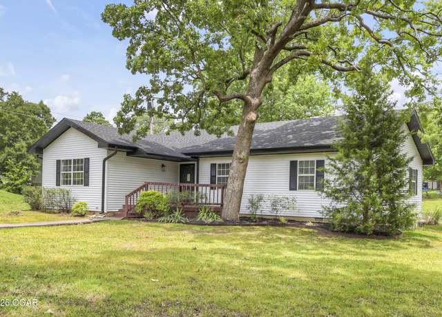 Property at 2405 Odessa St, Joplin, MO 64801, 3 beds, 2 baths