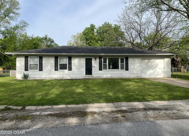 Property at 316 East St, Alba, MO 64830, 3 beds, 1 bath