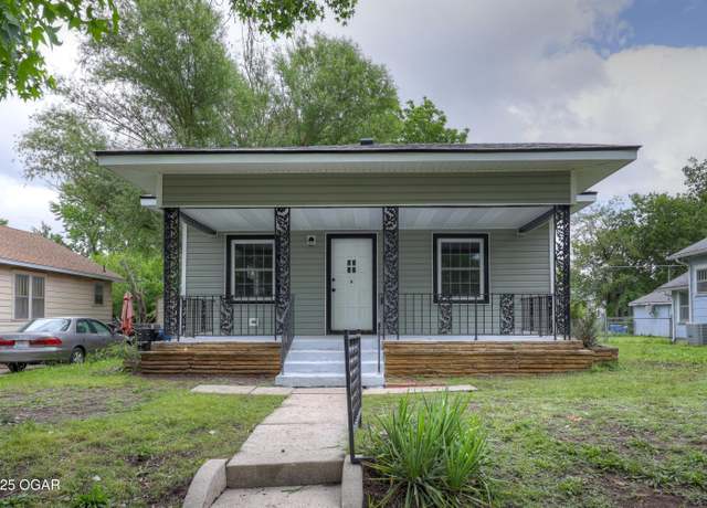 Property at 1917 S Murphy Ave, Joplin, MO 64804, 3 beds, 1 bath