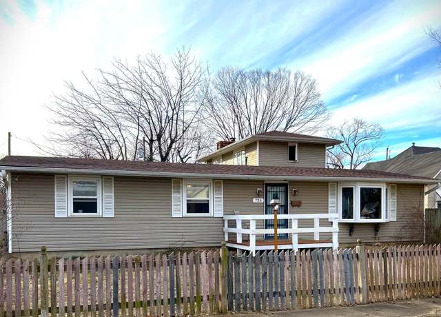 Property at 736 S Wilson St, Fort Scott, KS 66701, 5 beds, 2 baths