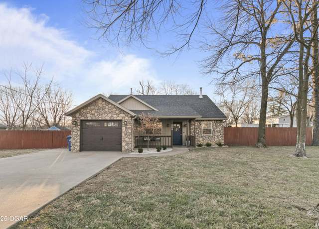 Property at 308 Main St, Alba, MO 64830, 3 beds, 2 baths