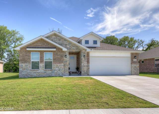 Property at 1326 Foundry Dr, Jackson Township, MO 64836, 3 beds, 2 baths