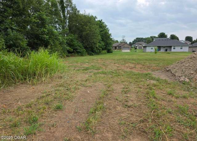 Property at 1645 Ridgemont Ave, Monett, MO 65708
