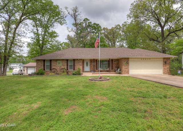 Property at 25479 Tabor Main Rd, Joplin, MO 64801, 5 beds, 3 baths