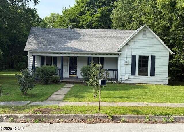 Property at 850 W Central St, Oronogo, MO 64855, 2 beds, 2 baths