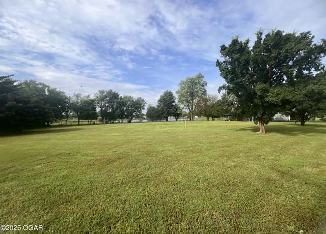 Property at 4024 E 25th St, Joplin, MO 64801