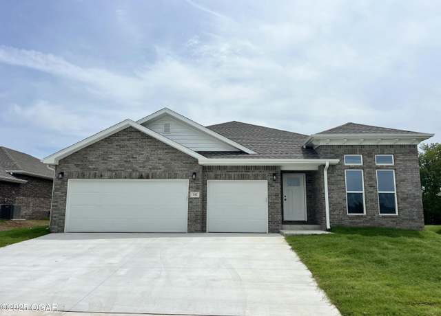 Property at 302 Belgian Blue Blvd, Carl Junction, MO 64834, 4 beds, 2 baths