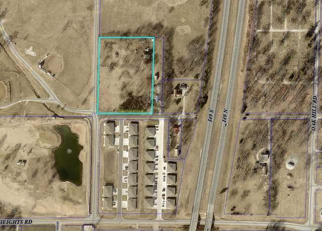 Property at 1615 W Budlong St, Carthage, MO 64836