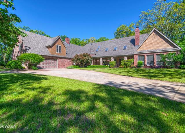 Property at 4 Emerald Dr, Joplin, MO 64804, 5 beds, 6.5 baths