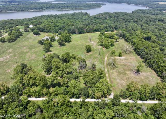 Property at 359 E Dade 74, Greenfield, MO 65661