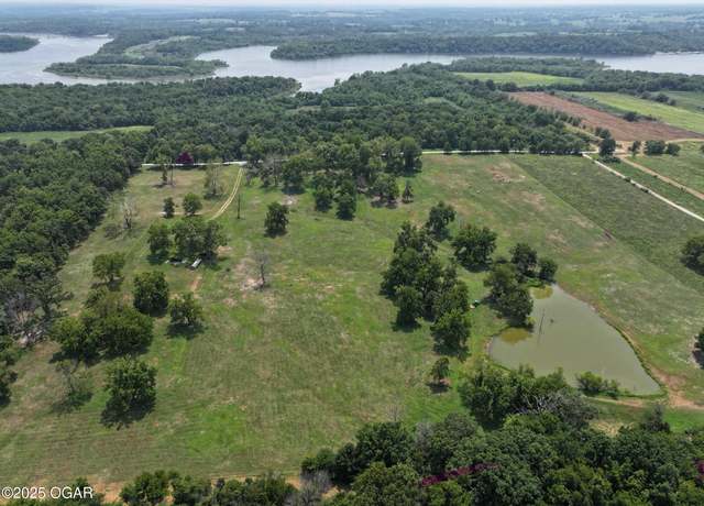 Property at 359 E Dade 74, Greenfield, MO 65661
