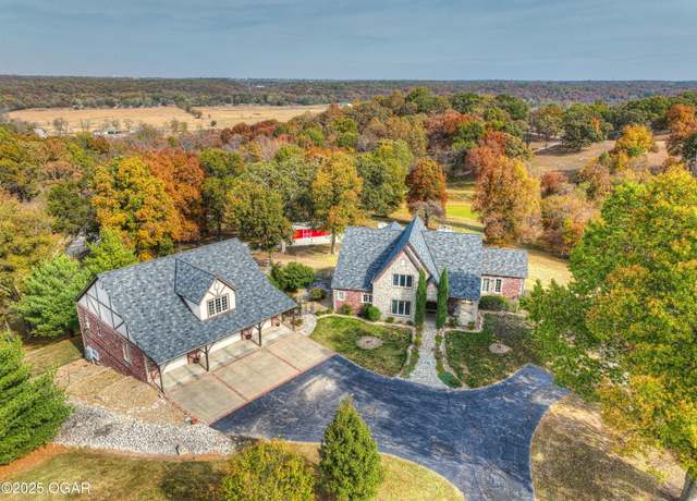Property at 3025 Dove Dr, Joplin, MO 64804, 4 beds, 6.5 baths