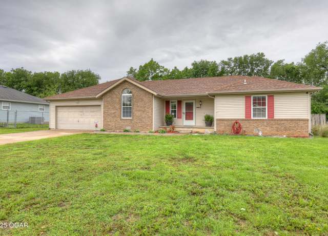 Property at 1306 Gold Dust Dr, Webb City, MO 64870, 3 beds, 2 baths