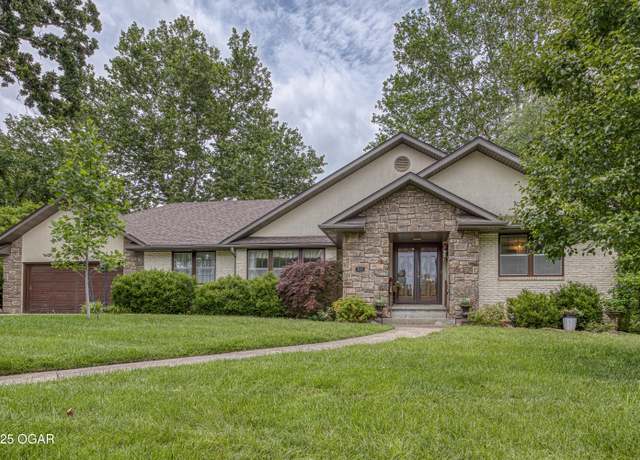 Property at 930 W Kensington Road Rd, Joplin, MO 64801, 3 beds, 2 baths