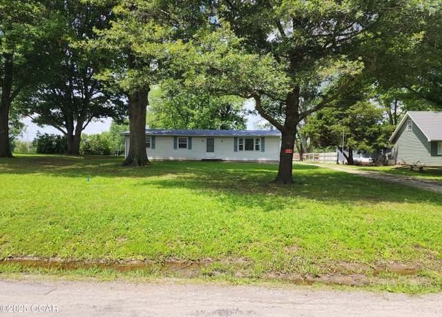 Property at 15788 S 1400 Rd, Nevada, MO 64772, 3 beds, 1 bath