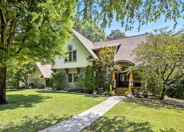 Property at 16340 Elm Rd, Carthage, MO 64836, 5 beds, 3.5 baths