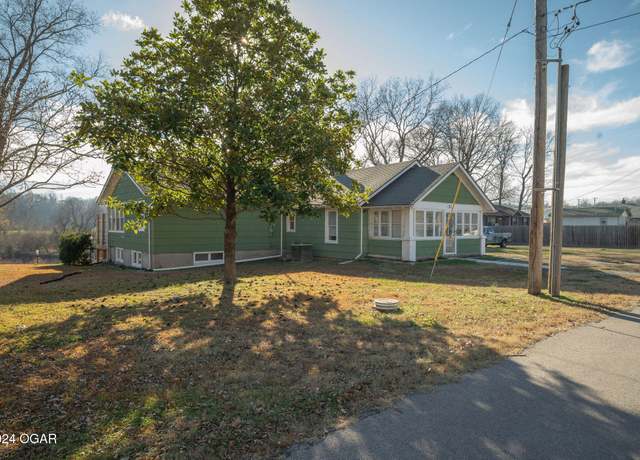 Property at 213 Mill St, Anderson, MO 64831, 3 beds, 3 baths