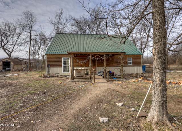 Property at 1101 N Anderson Ave, Joplin, MO 64801, 3 beds, 1.5 baths