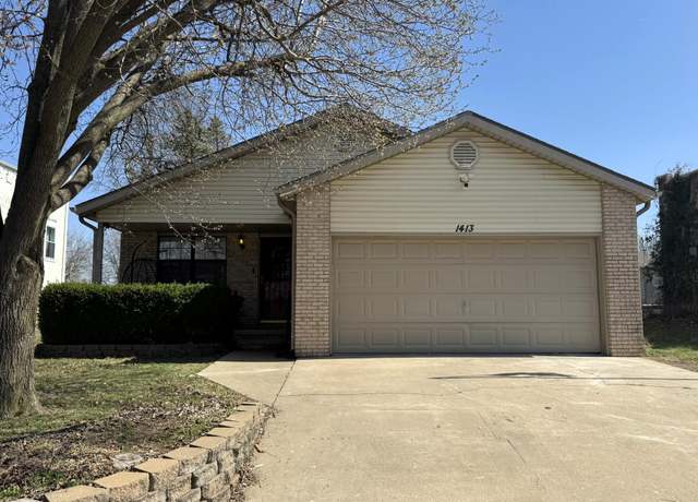 Property at 1413 Roosevelt Ave, Joplin, MO 64801, 3 beds, 2 baths