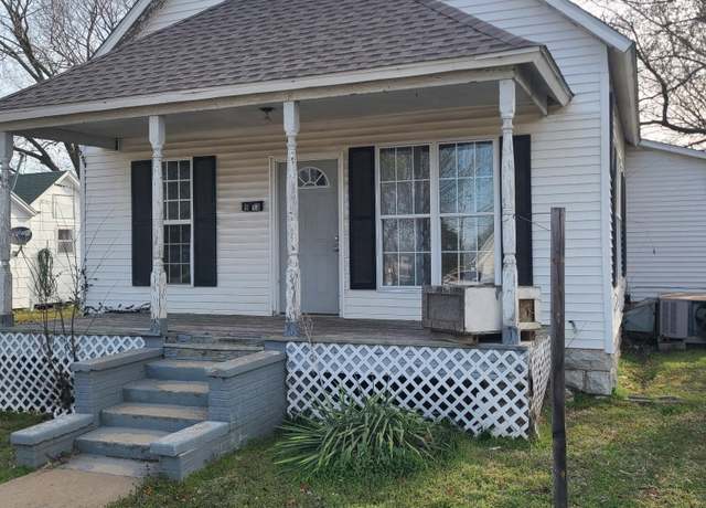 Property at 913 Joplin St, Galena, KS 66739, 3 beds, 2 baths