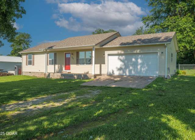 Property at 303 Water St, Exeter, MO 65647, 3 beds, 1 bath