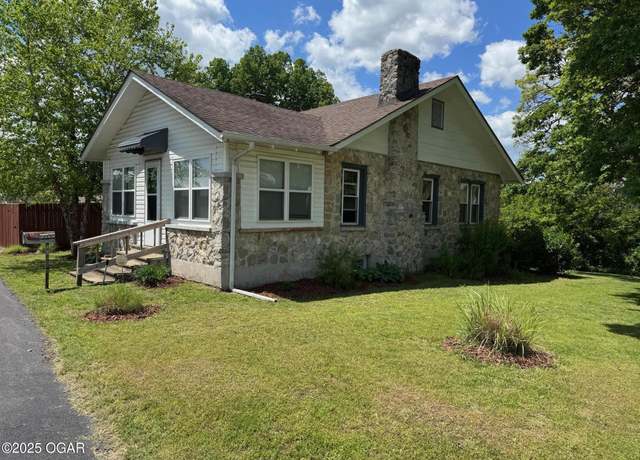 Property at 5120 Blackberry Rd, Sarcoxie, MO 64862, 2 beds, 2 baths