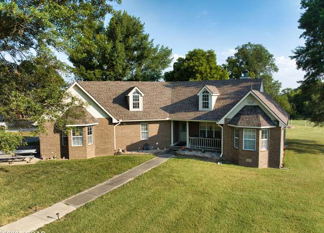 Property at 27253 Locust Road Rd, Carl Junction, MO 64834, 3 beds, 2.5 baths